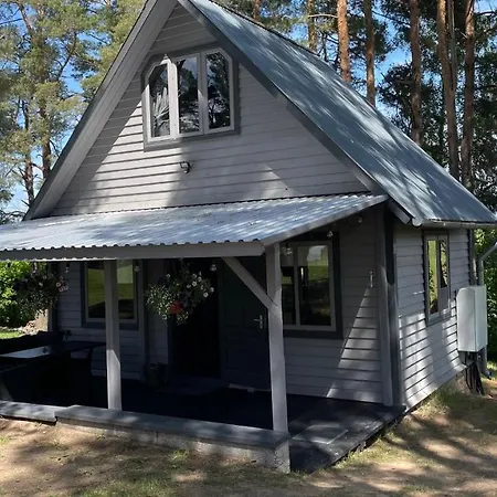 Viesu māja Selena 2003 *